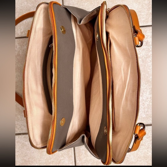 Valentina Italian Leather Tote - Picture 5 of 11